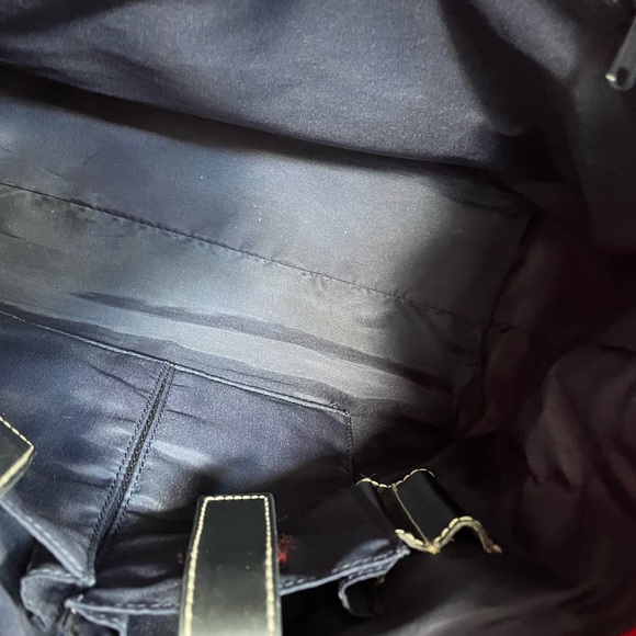 Vintage early 2000s shoulder bag. - Picture 7 of 9